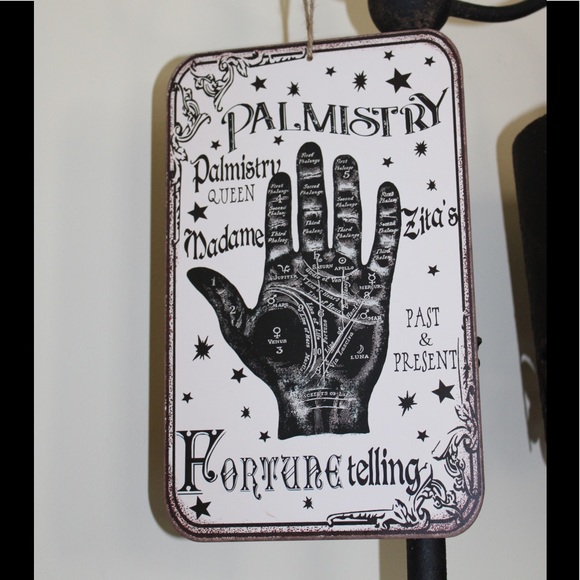 HALLOWEEN PALM READING FORTUNE TELLER WALL DECOR - Picture 9 of 14